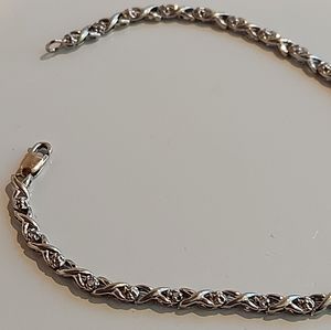 14k white gold and diamond bracelet